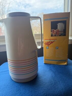 Vintage White Insulated Pitcher with Multicolor Stripe Accent